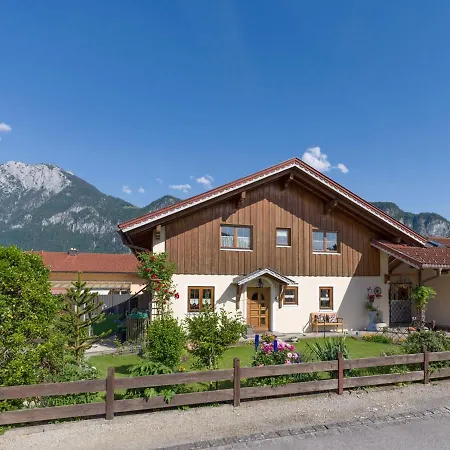 Apartment Ferienwohnung Nusslberg